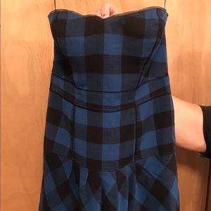 Size 8, Plaid strapless dress